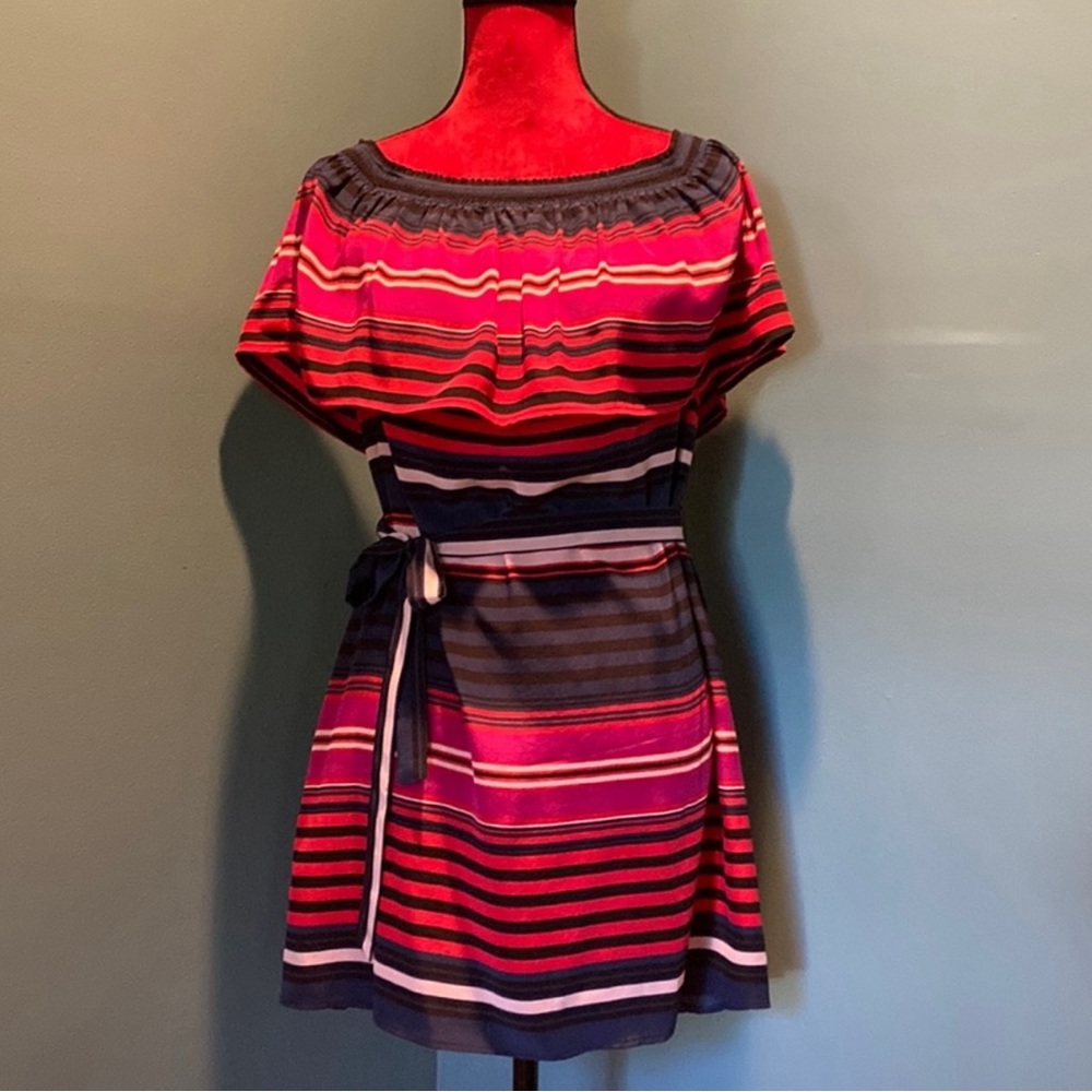 Adorable off the shoulder red and navy dress